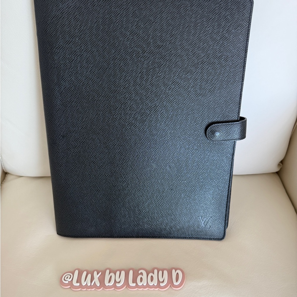 Louis Vuitton Black Leather Portfolio bloc A4